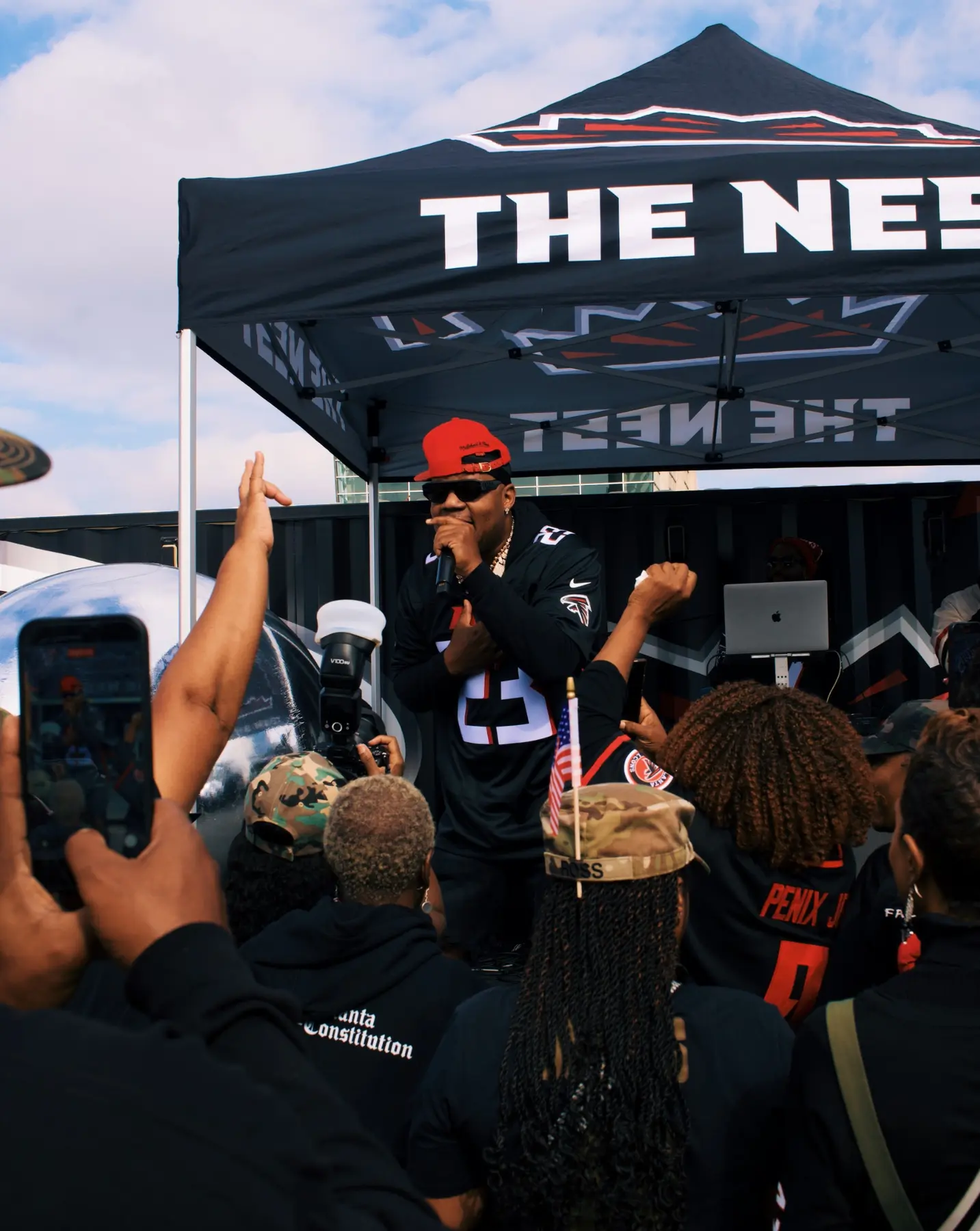 Performer engaging an Atlanta event crowd